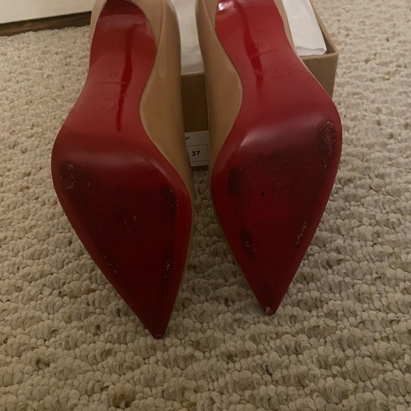 CHRISTIAN LOUBOUTIN
Decollete 554 100 patent - Picture 6 of 8